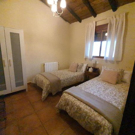 Casa Rural Las Traviesas カンデレダ エクステリア 写真