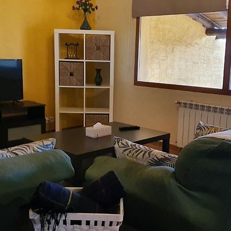 Casa Rural Las Traviesas カンデレダ エクステリア 写真