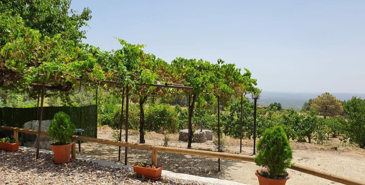 Casa Rural Las Traviesas カンデレダ エクステリア 写真
