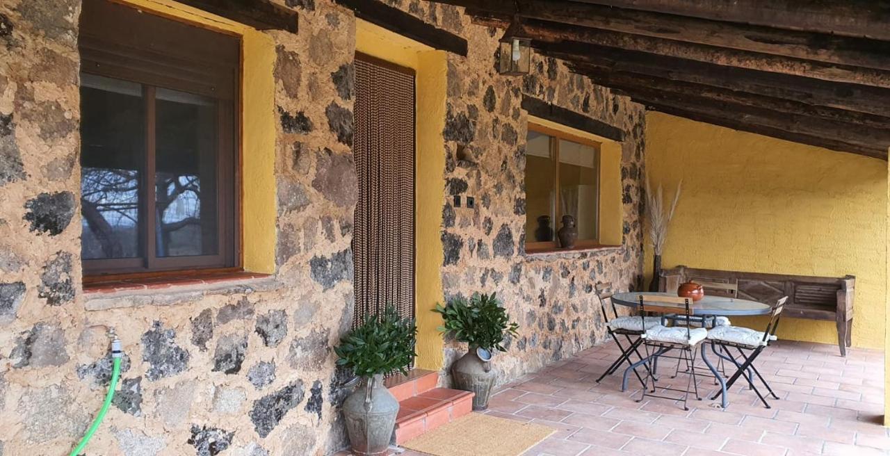Casa Rural Las Traviesas カンデレダ エクステリア 写真